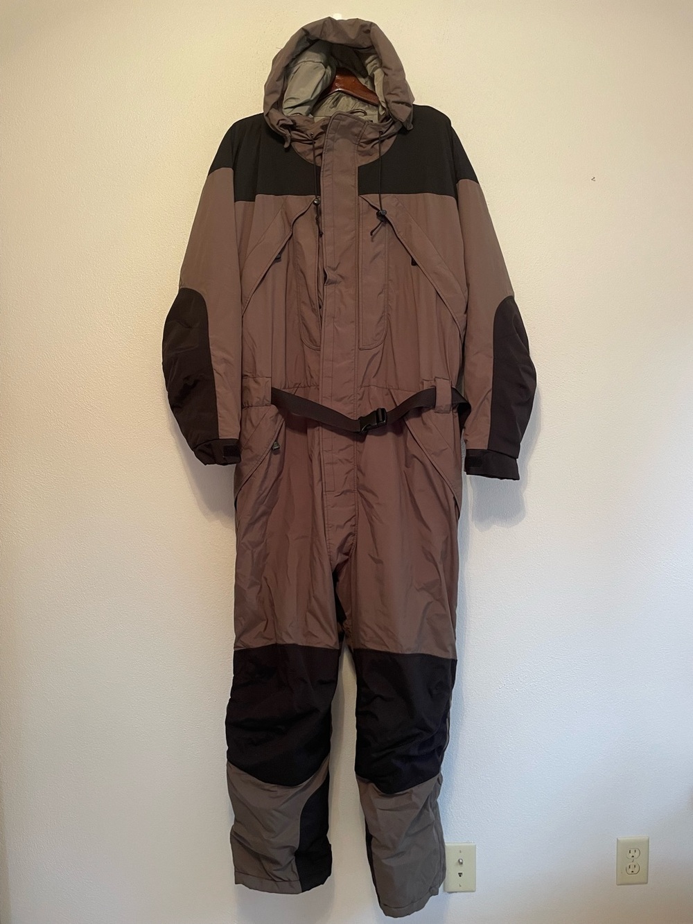 Cabela’s Insulated Hooded One-Piece Snow Suit - Grey/Black 2X